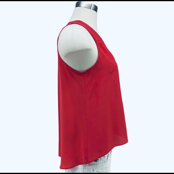 bebe Sleeveless Button Down Blouse - Hibiscus - Picture 6 of 13